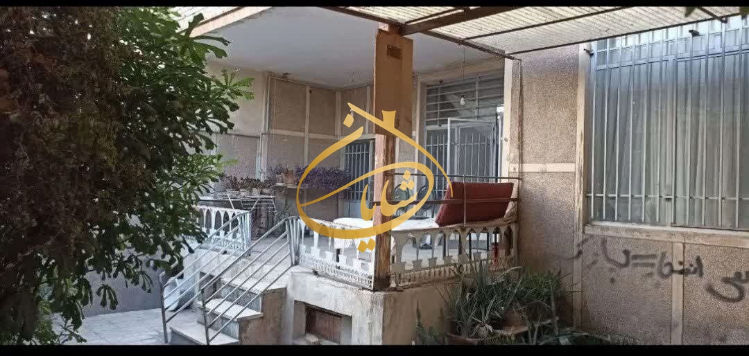 ویلایی 2 طبقه 200 متری